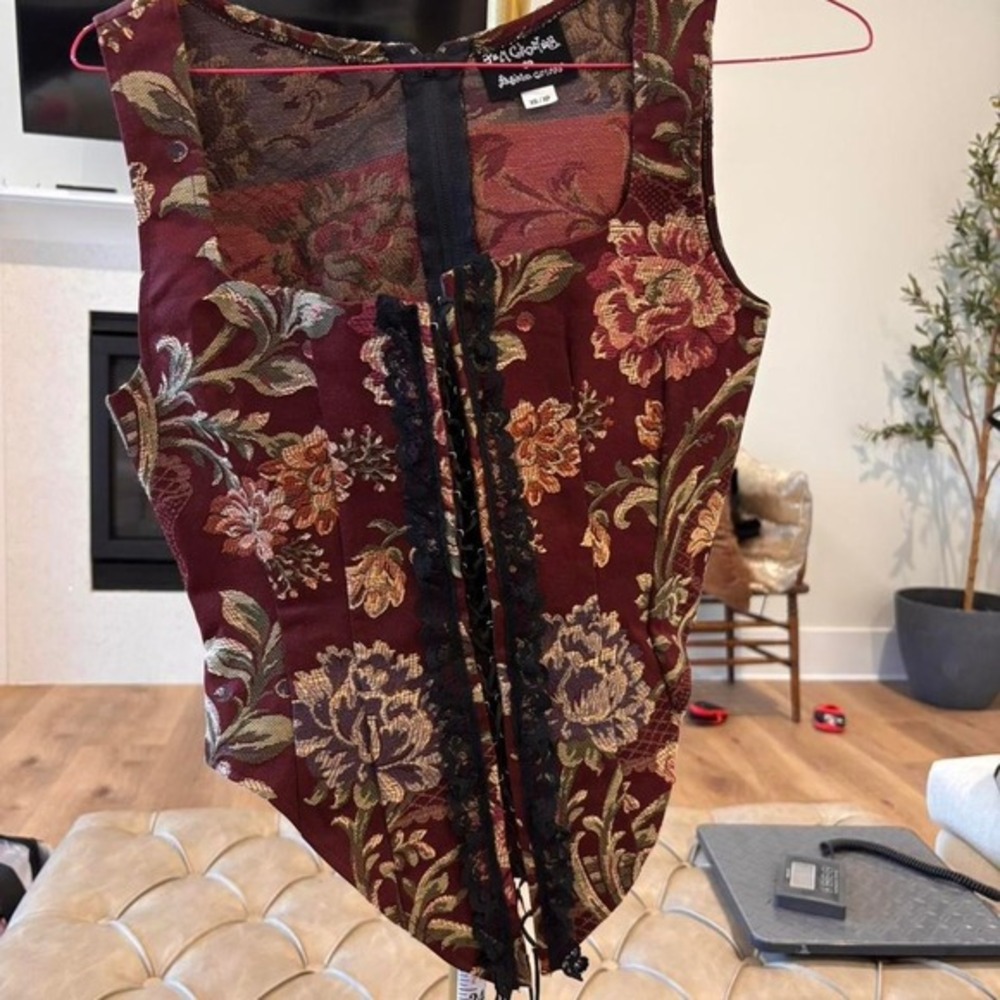 Pam Chorley Fashion Crimes Burgundy Floral Tapestry Lace Up‎ Corset Top XS